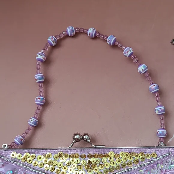 Pink and Gold Heart Beaded Clutch - Picture 7 of 12